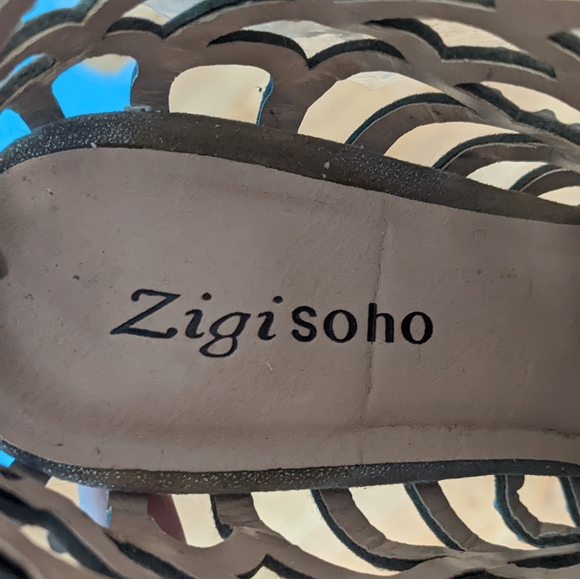 Size 8 Zigi Soho scale Heels - Picture 3 of 4